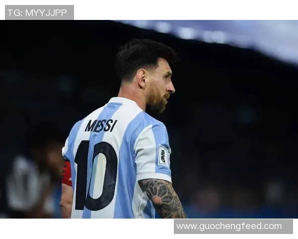 2025年最新足球九大球星排名揭晓梅西C罗依然领衔世界顶级球员 2025年最新足球九大球星排名揭晓梅西C罗依然领衔世界顶级球员