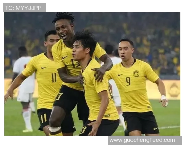 足球三大球星热舞风靡全球瞬间 展现魅力与活力引爆社交媒体热潮